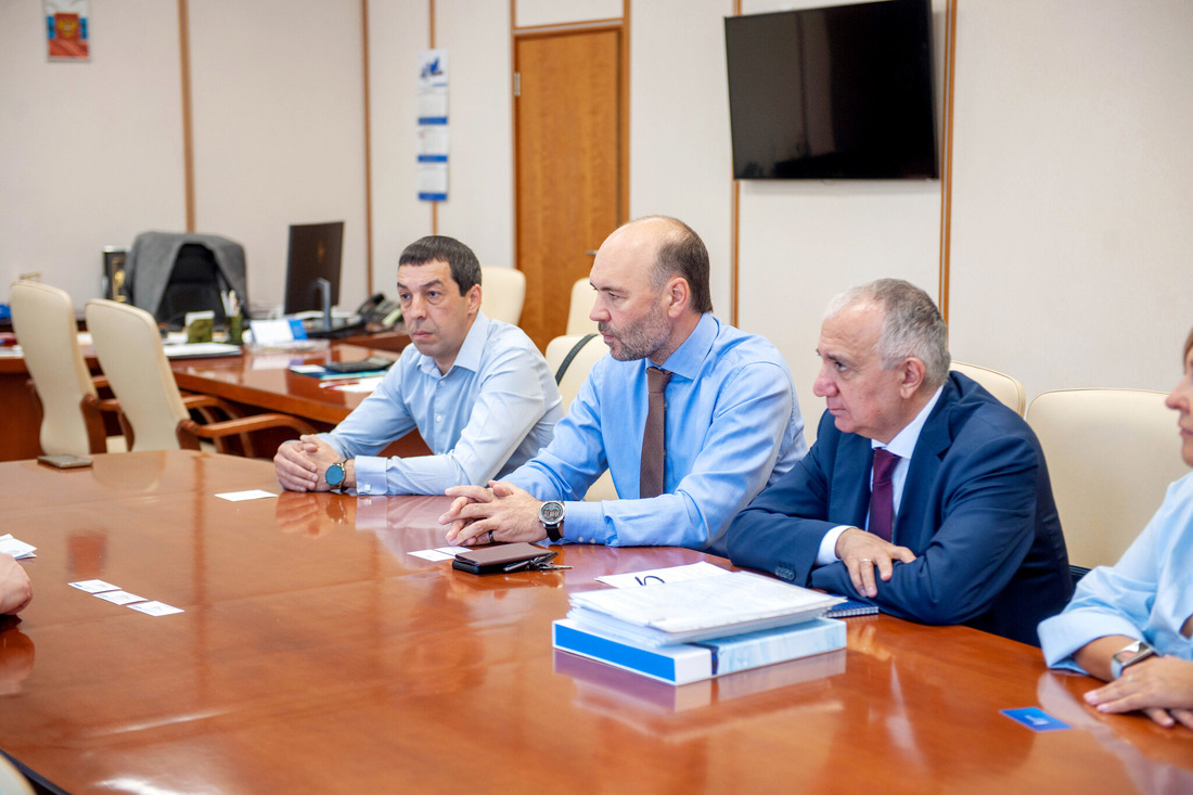Подписание соглашения о сотрудничестве между ООО «Газпром морские проекты» и Тюменским индустриальным университетом