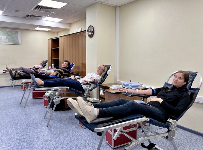 Сотрудники "Газпром морские проекты" приняли участие в благотворительной акции по сдаче крови